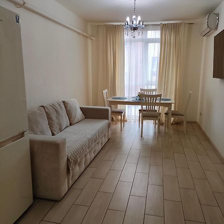 Vanilla Vip Apartment リヴィウ エクステリア 写真