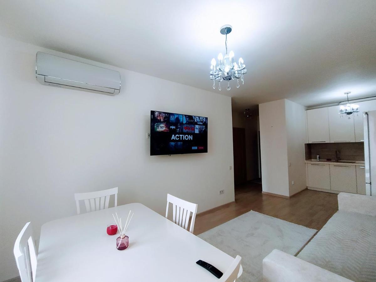 Vanilla Vip Apartment リヴィウ エクステリア 写真