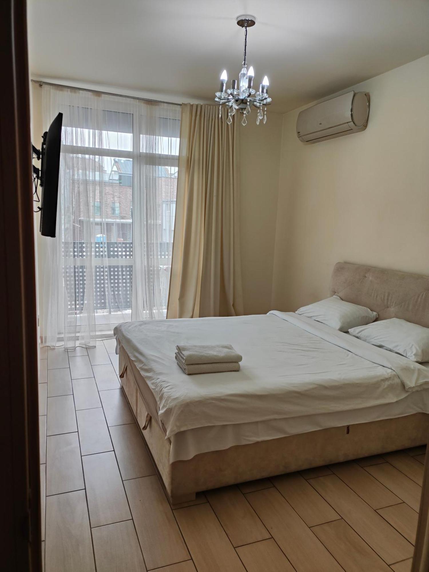 Vanilla Vip Apartment リヴィウ エクステリア 写真